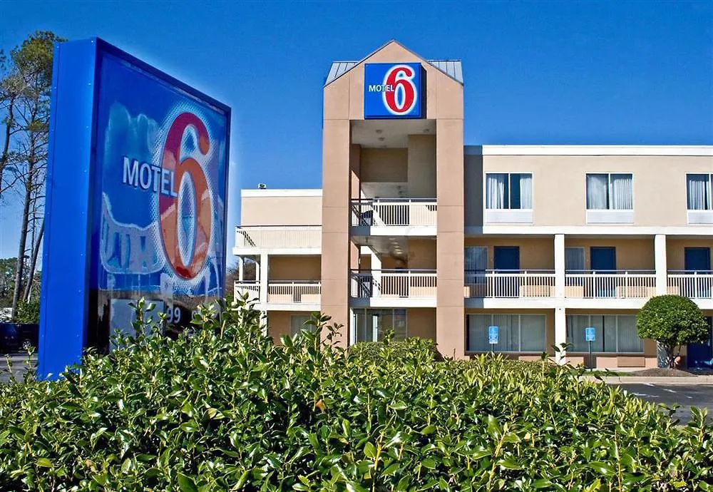 ** Hotel Motel 6 Virginia Beach United States